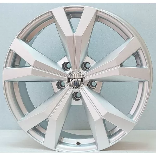 Tech Line Neo 915 8.5x19/5x114.3 D67.1 ET35 S